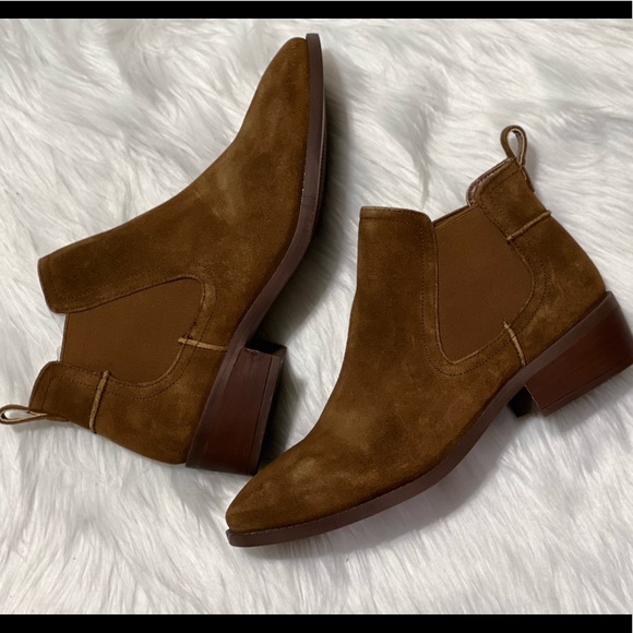 New Steve Madden Dabble Chelsea Booties Cognac - Picture 4 of 12